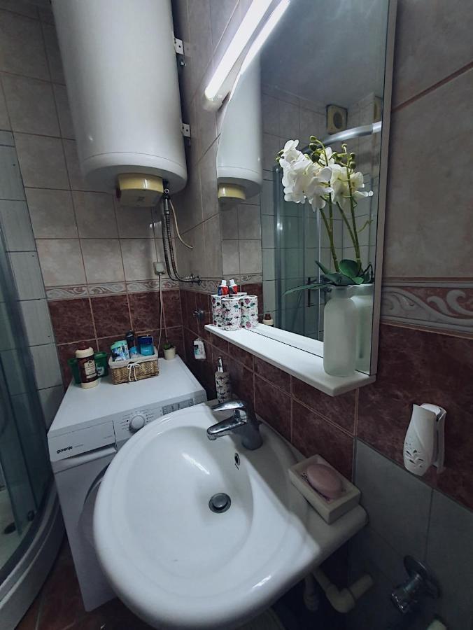 Stan Na Dan Apartman Stella Sombor Exterior photo